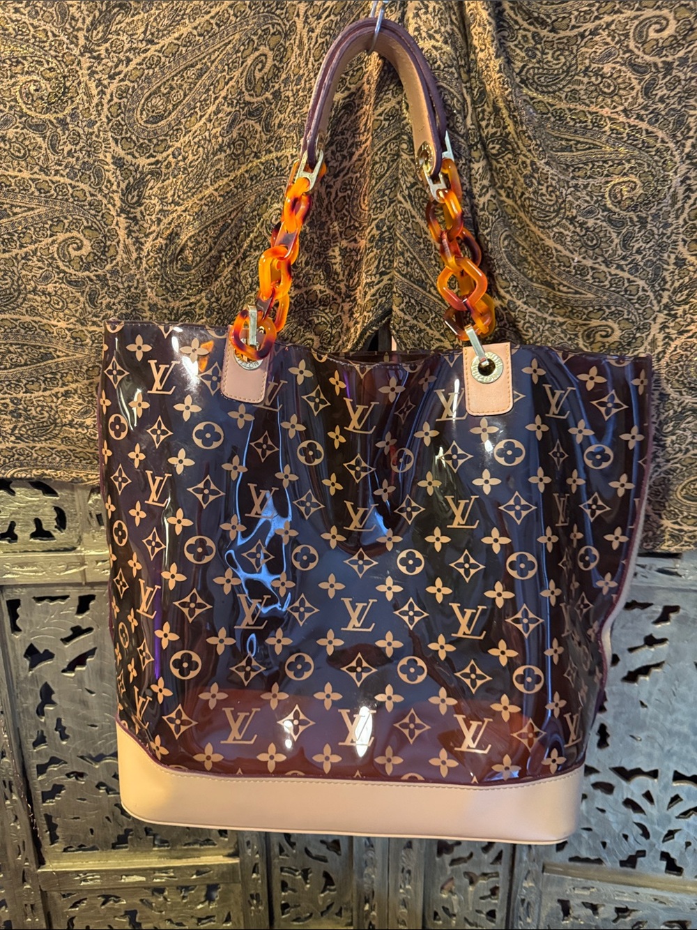 Luxury Brown Monogram Vernis Tote with Tan Trim (LKE OFFERS WELCOME)!!